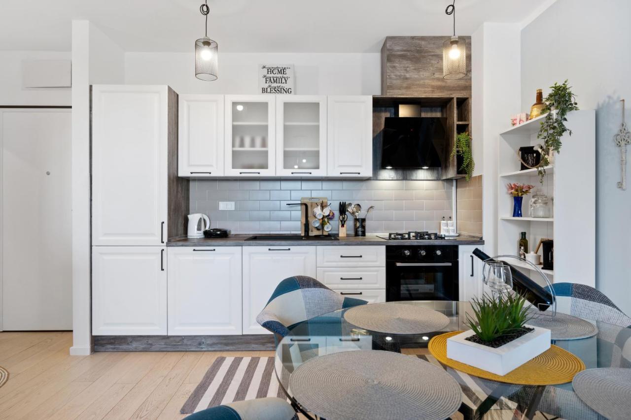 שיבניק Apartments Karla & Jakov מראה חיצוני תמונה