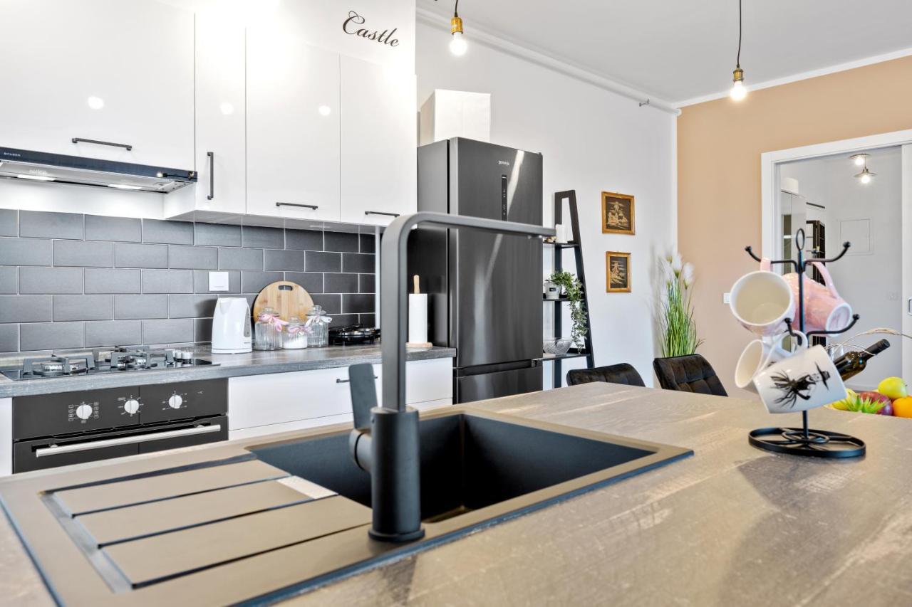 שיבניק Apartments Karla & Jakov מראה חיצוני תמונה
